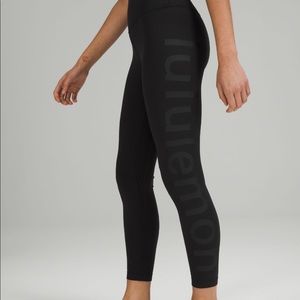 Lululemon / Align 25” / US 2 / New